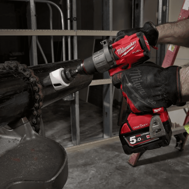 Masina de gaurit/infiletat cu 2 acumulatori Milwaukee M18 ONEDD2-502X Masina de gaurit/infiletat cu 2 acumulatori Milwaukee M18 ONEDD2-502X