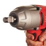 Masina de insurubat cu impact cu 2 acumulatori Milwaukee HD18 HIWF-402C