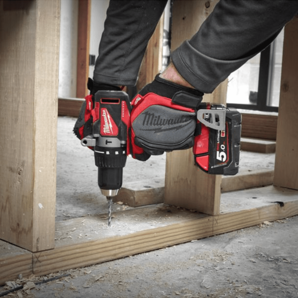Masina de gaurit cu percutie Milwaukee M18FPD2-502X Masina de gaurit cu percutie Milwaukee M18FPD2-502X