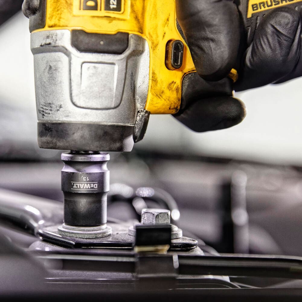 Masina de insurubat cu impact DeWalt DCF902D2 Masina de insurubat cu impact DeWalt DCF902D2