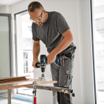 Masina de gaurit/insurubat cu 2 acumulatori Bosch GSR 18V-150C