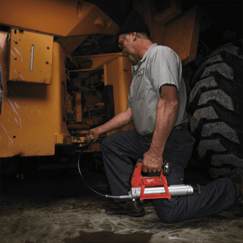 Pistol cu acumulator pentru gresare Milwaukee M12GG-401B Pistol cu acumulator pentru gresare Milwaukee M12GG-401B
