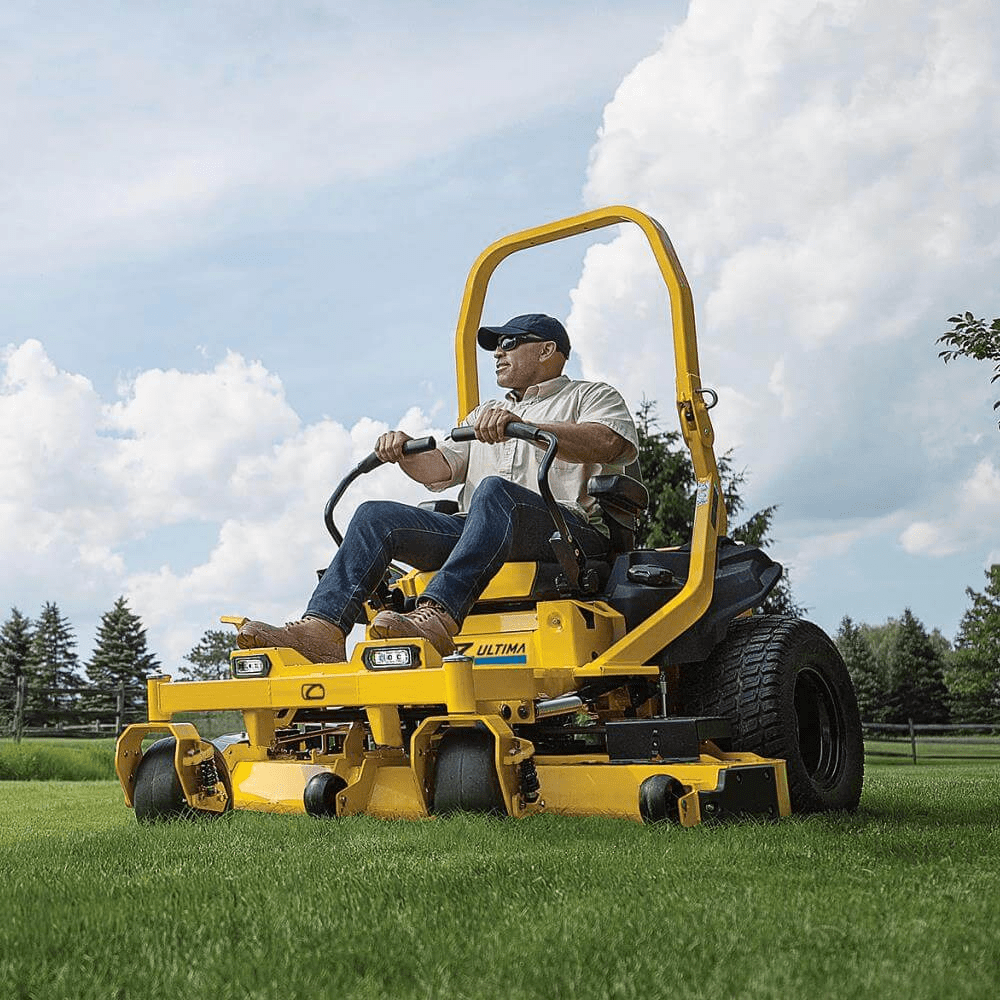 Tractor de tuns gazon Cub Cadet Enduro Zero-Turn XZ7 L152 Tractor de tuns gazon Cub Cadet Enduro Zero-Turn XZ7 L152